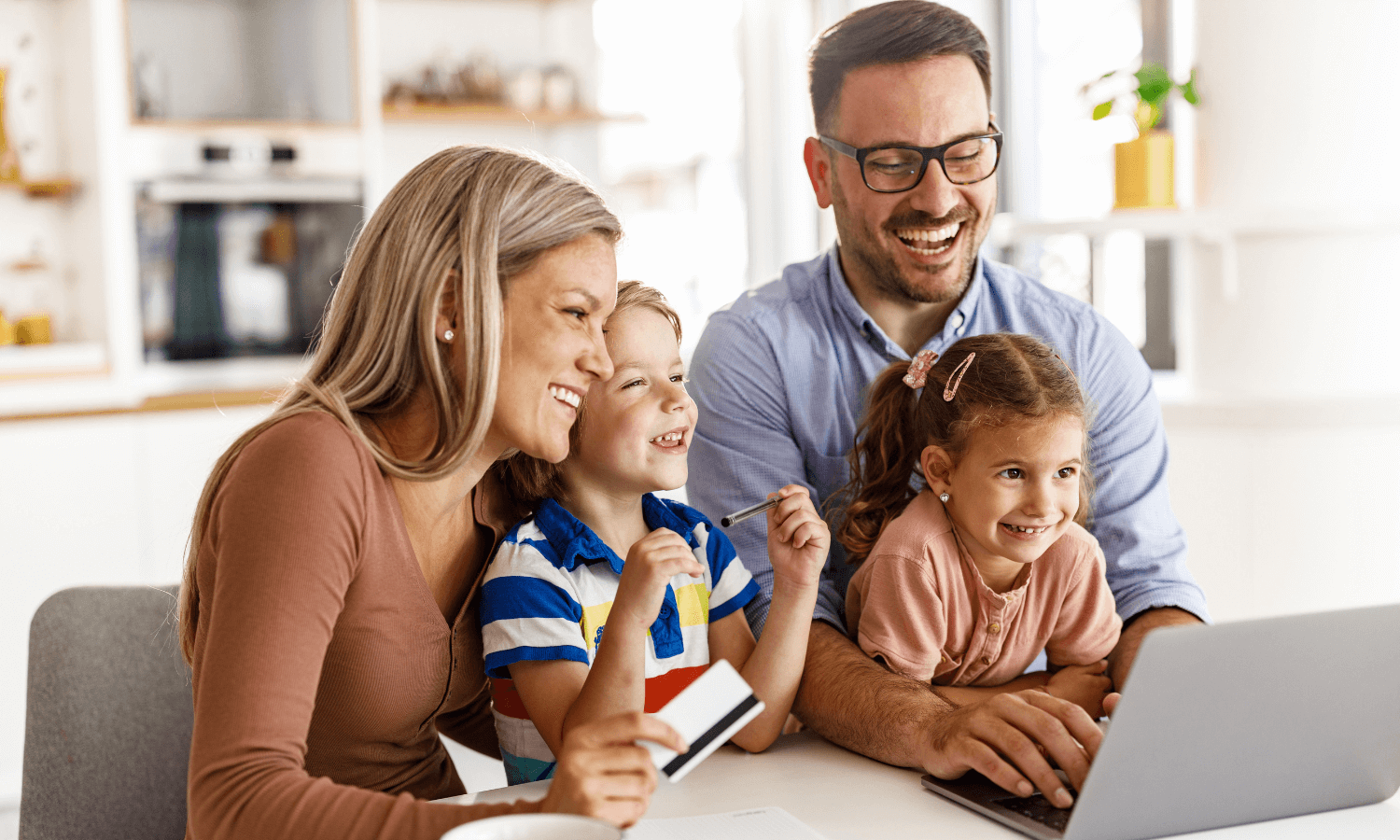 Customers reading secure email at home with their children