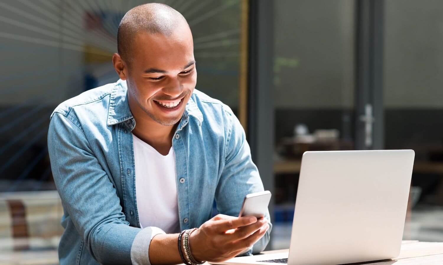 Man reading secure email using his smartphone (1)