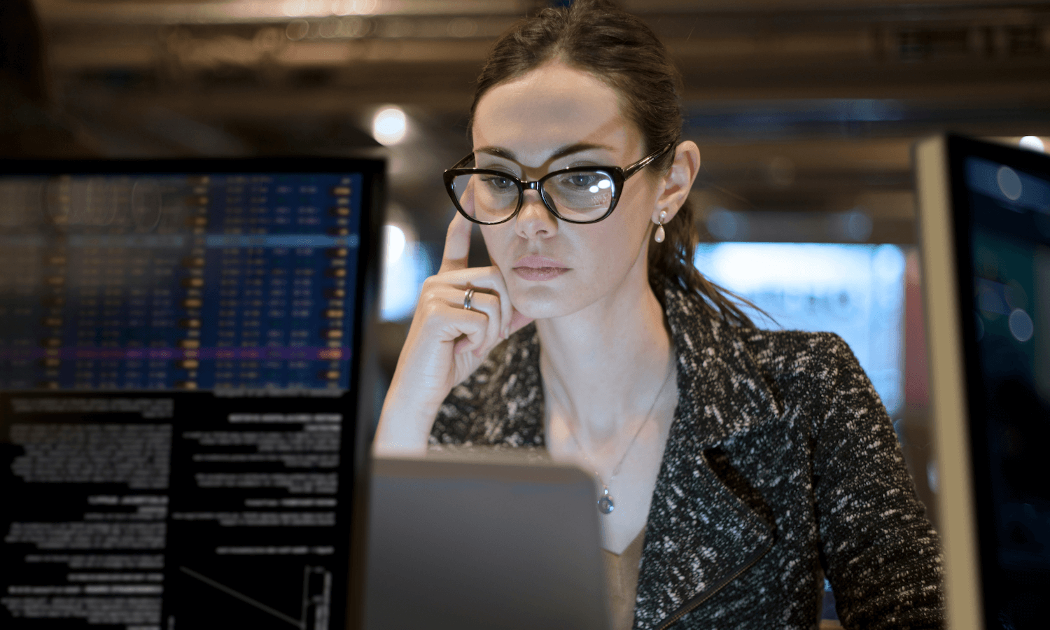 Woman in IT looking at secure email solution (1)