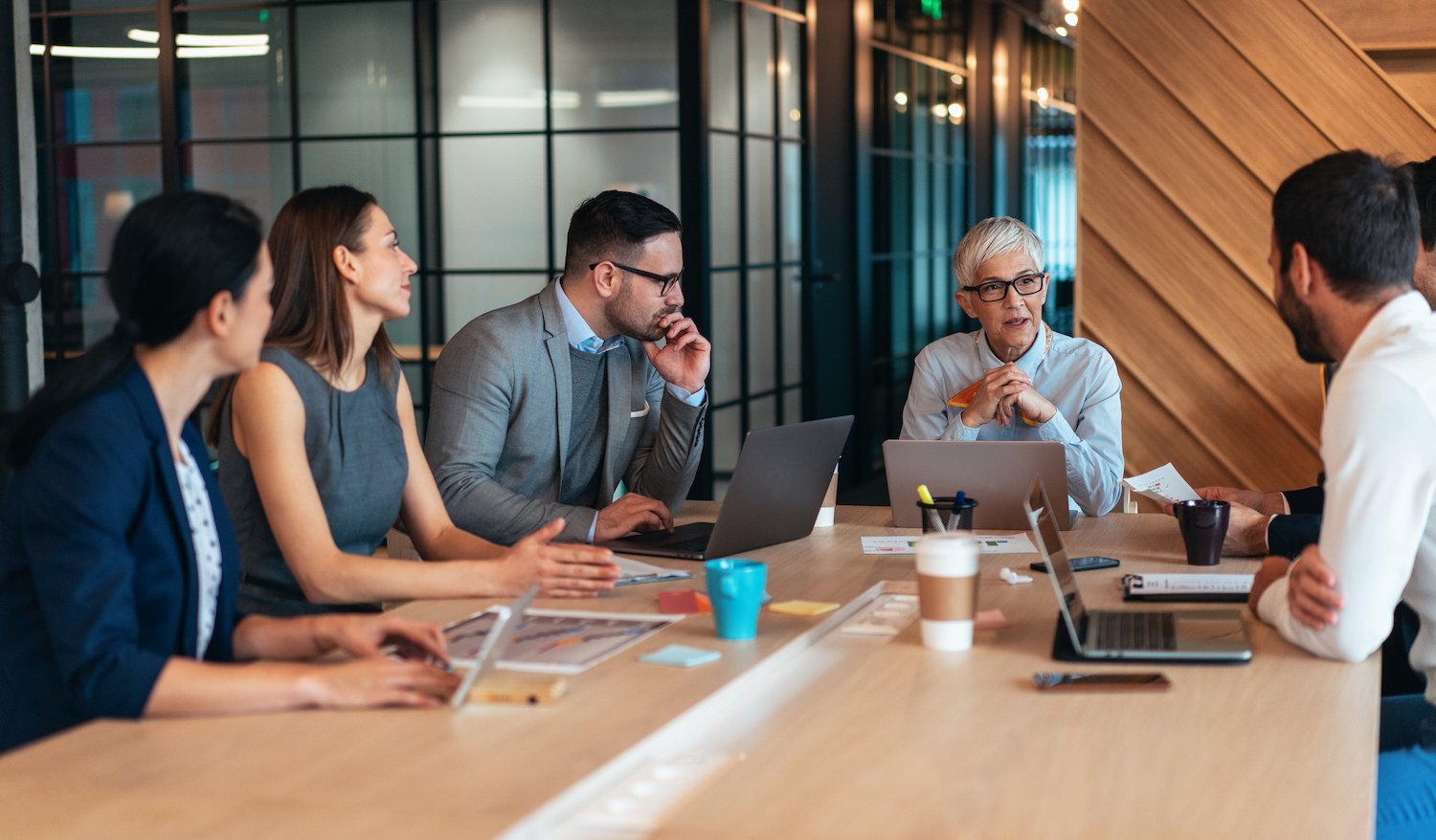 compliance and risk board meeting at company