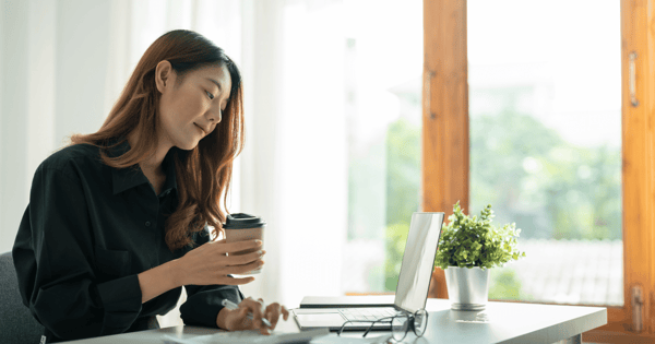 woman completing data security course-1